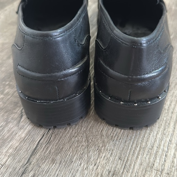 Vince Camuto Casual Golinda Loafers - Picture 5 of 7